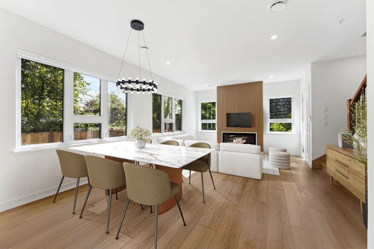 Living Room Photo of 842 St. Denis Avenue, North Vancouver, BC