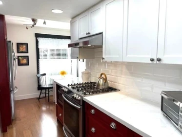 Breakfast Nook Photo of 15863 Alder Place, Surrey, BC