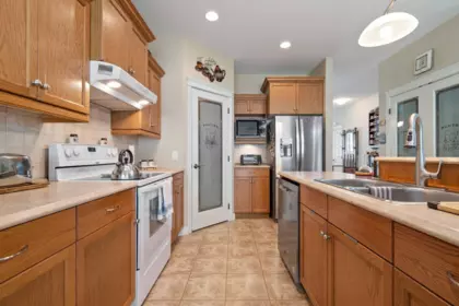 Kitchen Island Photo of 46581 Stoney Creek Drive, Sardis, BC