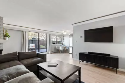 8965 Horne Street, Burnaby, BC, Burnaby — Townhouse for sale