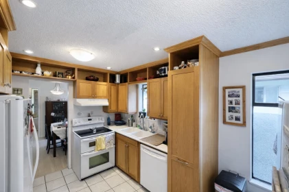 Breakfast Nook Photo of 1551 Rupert Street, North Vancouver, BC