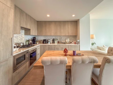 1302 6398 Silver Avenue, Burnaby, BC, Burnaby — Apartment/Condo for sale