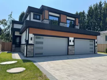 14206 North Bluff Road, White Rock, BC, White Rock — Half Duplex for sale