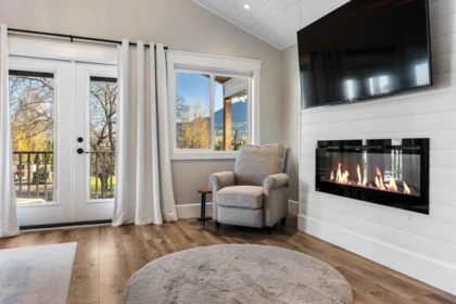 Breakfast Nook Photo of 4990 Boundary Road, Yarrow, BC