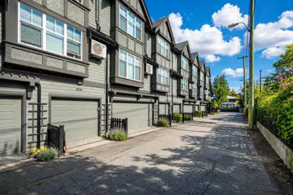 Outdoor Kitchen Photo of 5603 Willow Street, Vancouver, BC