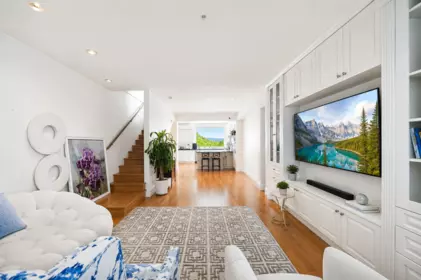 Swimming Pool Photo of 5603 Willow Street, Vancouver, BC