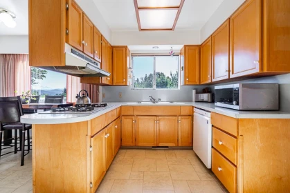 Primary Bedroom Photo of 33172 Hill Avenue, Mission, BC