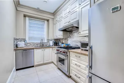 Breakfast Nook Photo of 4180 Granville Avenue, Richmond, BC