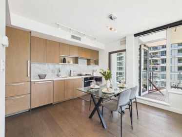 808 68 Smithe Street, Vancouver, BC, Vancouver — Apartment/Condo for sale