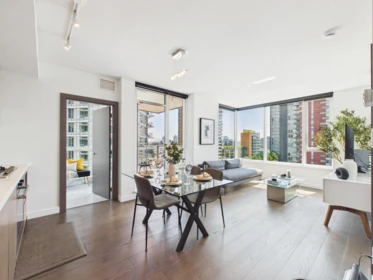 808 68 Smithe Street, Vancouver, BC, Vancouver — Apartment/Condo for sale