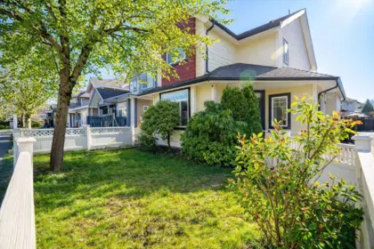 19914 73a Avenue, Langley, BC, Langley — Single Family Residence for sale