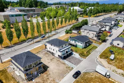 Community Amenities Photo (Clubhouse) of 102 5642 144 St Street, Surrey, BC