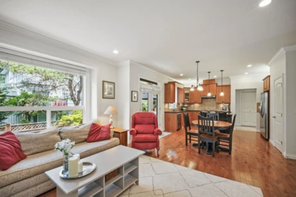 Breakfast Nook Photo of 18045 70a Avenue, Surrey, BC