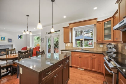 Kitchen Island Photo of 18045 70a Avenue, Surrey, BC