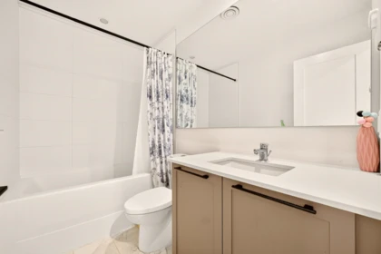 Walk-In Closet Photo of 21 4638 Orca Way, Tsawwassen, BC