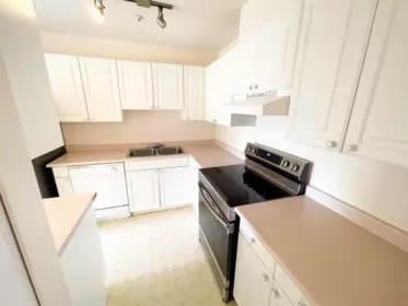 401 14885 100 Avenue, Surrey, BC, Surrey — Apartment/Condo for sale
