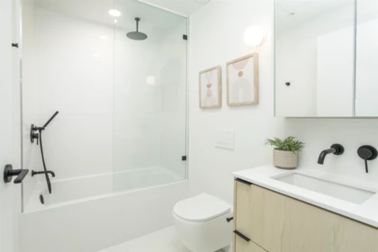 Basement Recreation Room Photo of 407 2471 St. George Street, Vancouver, BC