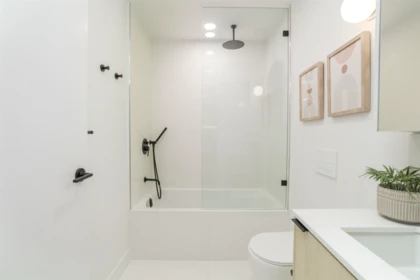 Laundry Room Photo of 407 2471 St. George Street, Vancouver, BC