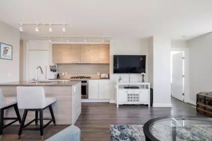 Primary Bedroom Photo of 610 988 Quayside Drive, New Westminster, BC