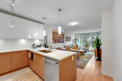 Kitchen Island Photo of 1106 3080 Lincoln Street, Coquitlam, BC