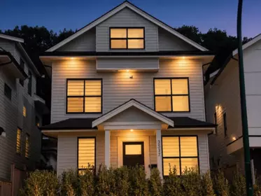 3535 E Georgia Street, Vancouver, BC, Vancouver — Half Duplex for sale