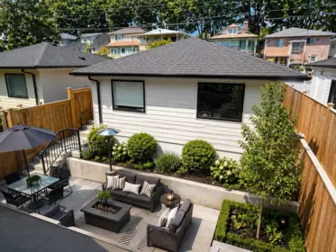 3535 E Georgia Street, Vancouver, BC, Vancouver — Half Duplex for sale