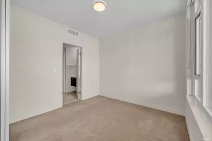 Hallway Photo of 3606 6383 Mckay Avenue, Burnaby, BC