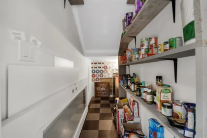 Basement Recreation Room Photo of 39224 Cardinal Drive, Squamish, BC