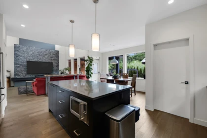 Breakfast Nook Photo of 39224 Cardinal Drive, Squamish, BC