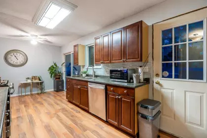 Kitchen Photo of 2787 270b Street, Langley, BC