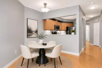 Breakfast Nook Photo of 103 108 W Esplanade, North Vancouver, BC