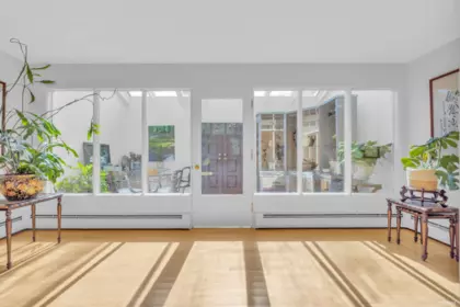 Breakfast Nook Photo of 5985 Newton Wynd, Vancouver, BC