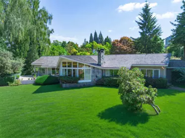 5985 Newton Wynd, Vancouver, BC, Vancouver — Single Family Residence for sale