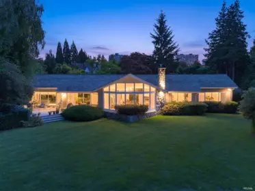 5985 Newton Wynd, Vancouver, BC, Vancouver — Single Family Residence for sale