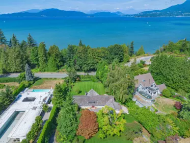 5985 Newton Wynd, Vancouver, BC, Vancouver — Single Family Residence for sale