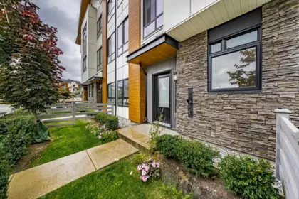 Swimming Pool Photo of 3 15151 Edmund Drive, Surrey, BC