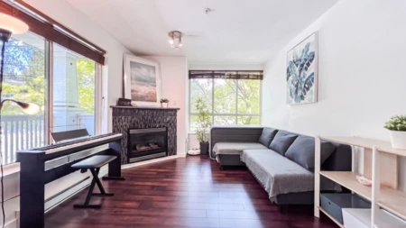 306 1111 Lynn Valley Road, North Vancouver, BC, North Vancouver — Apartment/Condo for sale