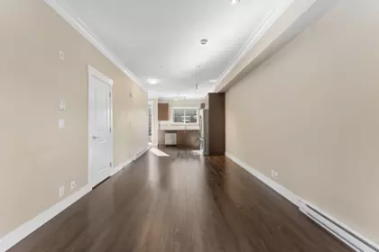 Kitchen Photo of 4 838 Royal Avenue, New Westminster, BC