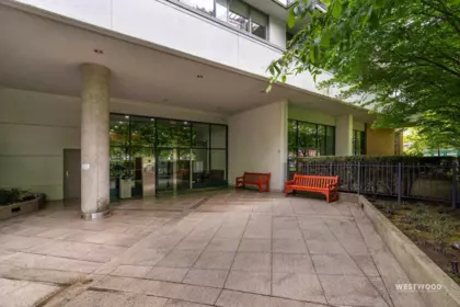 Front Yard Photo of 808 939 Expo Boulevard, Vancouver, BC