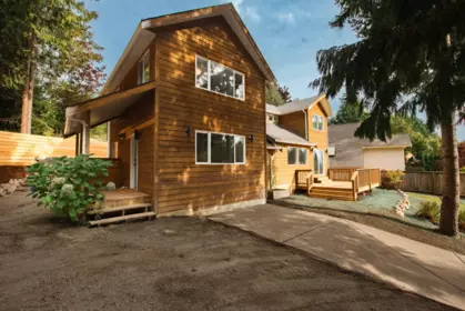 1646 Grandview Road, Gibsons, BC, Gibsons — Single Family Residence for sale