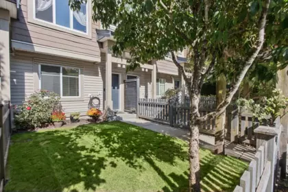16 8418 163 Street, Surrey, BC, Surrey — Townhouse for sale