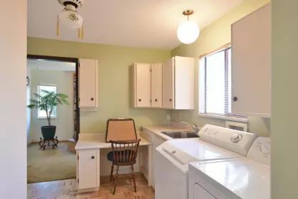 Kitchen Photo of 5749 Surf Circle, Sechelt, BC