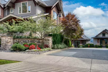 107 3458 Burke Village Promenade, Coquitlam, BC, Coquitlam — Townhouse for sale