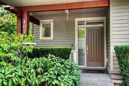 107 3458 Burke Village Promenade, Coquitlam, BC, Coquitlam — Townhouse for sale