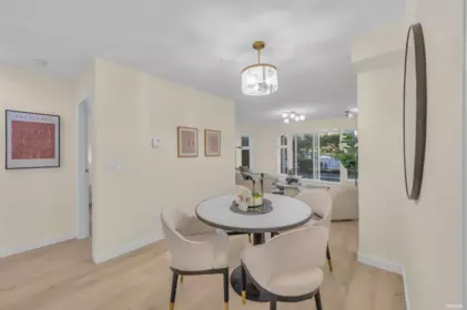 Breakfast Nook Photo of 101 1924 Comox Street, Vancouver, BC