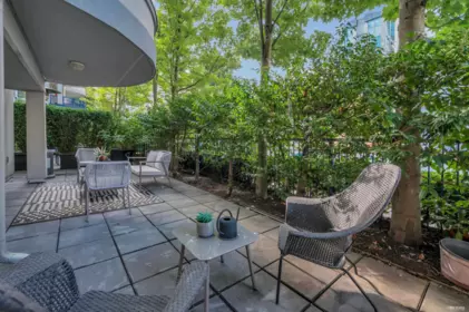 Hot Tub / Spa Photo of 101 1924 Comox Street, Vancouver, BC