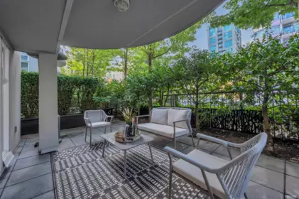 Outdoor Kitchen Photo of 101 1924 Comox Street, Vancouver, BC