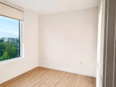 Walk-In Closet Photo of 2008 2135 Springer Avenue, Burnaby, BC