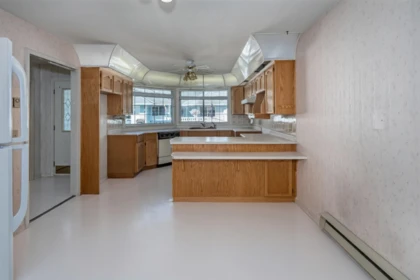 Dining Area Photo of 44 1450 Mccallum Road, Abbotsford, BC