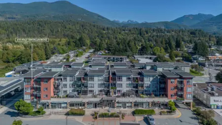 Loft / Bonus Room Photo of 419 40437 Tantalus Road, Squamish, BC